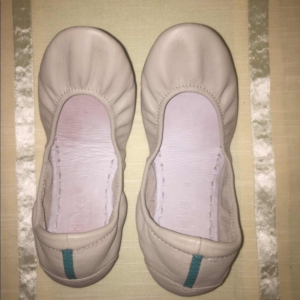 Tieks Off White